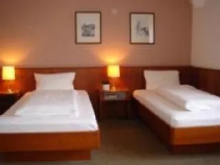 Acon Szálloda 3*