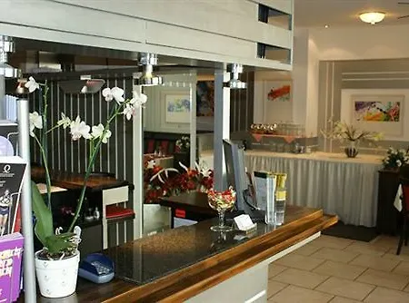 Hotel Acon