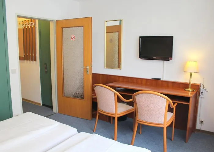 Acon Hotel 3*